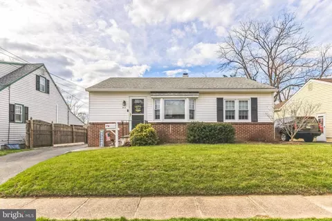 810 Penn Ave, Glenside, PA 19038