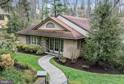 217 Winsor Ln, Haverford, PA 19041