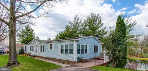 424 Westbury Dr, Souderton, PA 18964