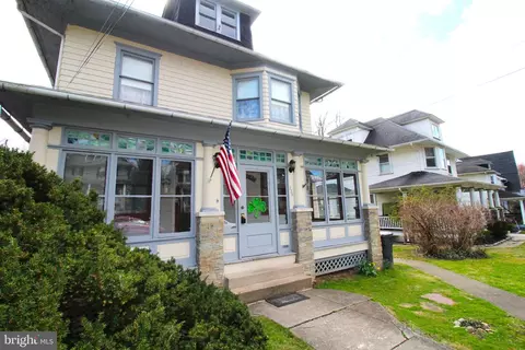 235 Woodlyn Ave, Glenside, PA 19038