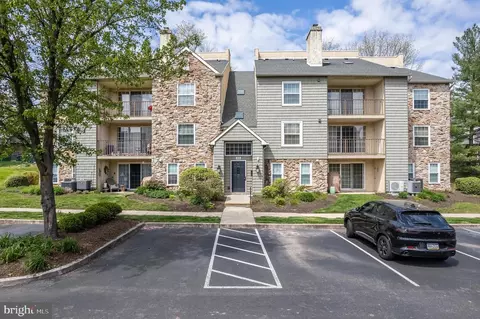 106 Deer Run, Norristown, PA 19403
