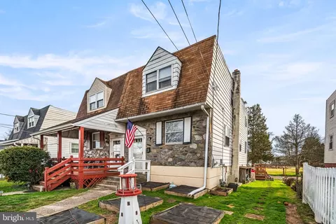 77 Anthony Wayne Dr, Pottstown, PA 19464