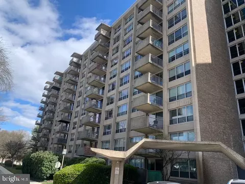 1001 City Ave #W-807, Wynnewood, PA 19096