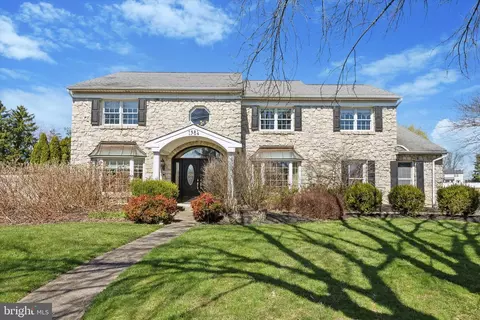 1984 Blue Fox Dr, Lansdale, PA 19446