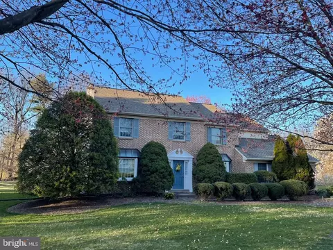 1604 Holly Hill Ln, Ambler, PA 19002