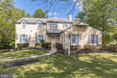 2046 Spring Valley Rd, Lansdale, PA 19446
