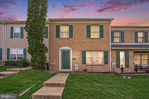 1234 Pine Ridge Dr, Perkiomenville, PA 18074