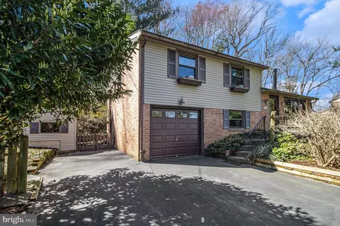 Exterior - 507 Brookwood Rd, Wayne, PA 19087 photo 10 of 10
