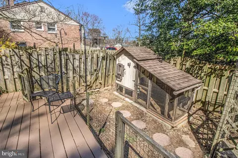 Exterior - 507 Brookwood Rd, Wayne, PA 19087 photo 6 of 10