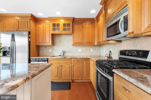Kitchen - 263 Valley Forge Lookout, Wayne, PA 19087 photo 3 of 5