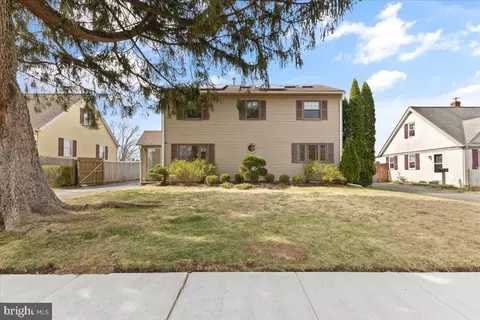 230 Candy Ln, Ambler, PA 19002