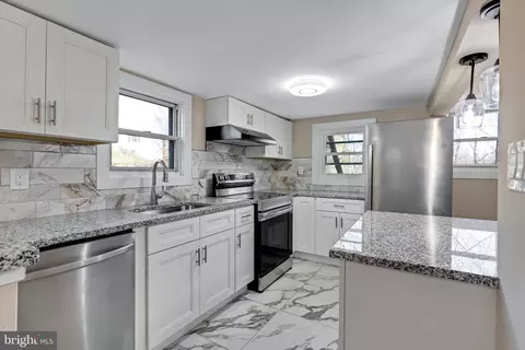 50 Riverside Ave, Schwenksville, PA 19473