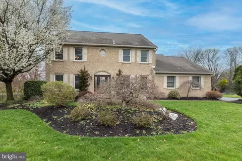 1612 Holly Hill Ln, Maple Glen, PA 19002