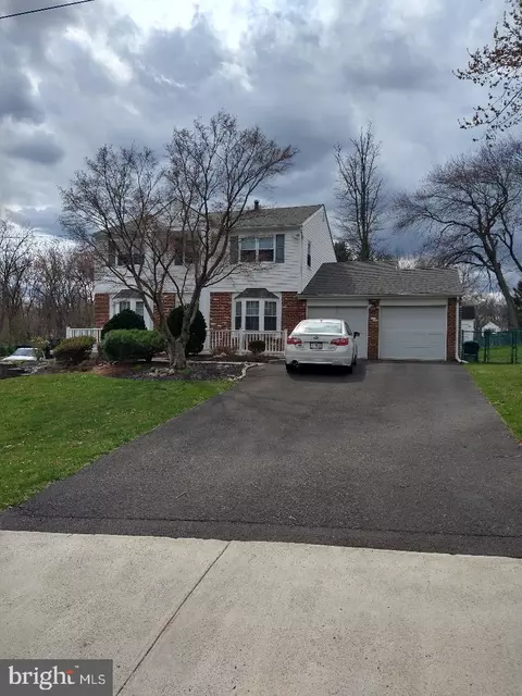 2550 Karen Ln, Hatboro, PA 19040