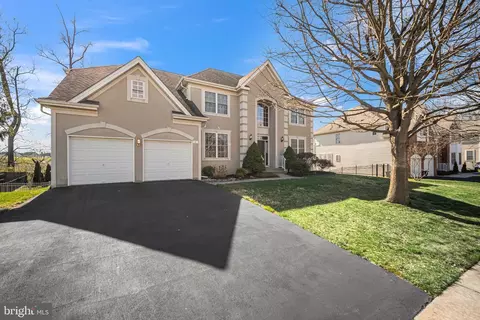 18 Sunflower Way, Huntingdon Valley, PA 19006