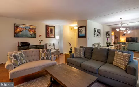 7900 Old York Rd #615B, Elkins Park, PA 19027