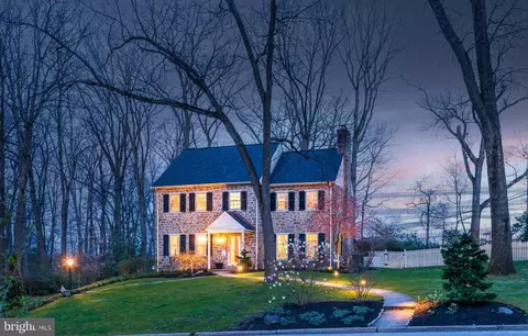415 Custis Rd, Glenside, PA 19038