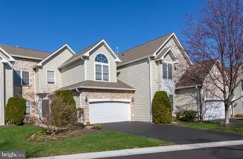 186 Birkdale Dr, Blue Bell, PA 19422
