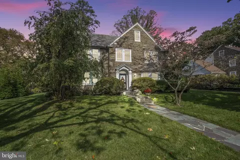 106 Sunset Ln, Haverford, PA 19041