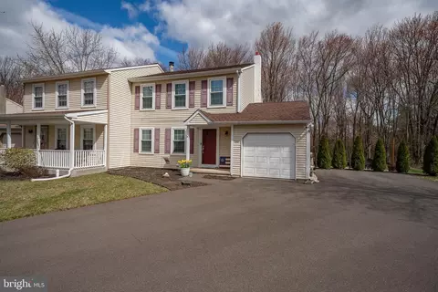 120 Ashley Cir, Lansdale, PA 19446