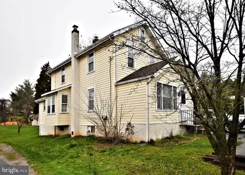 93 W Third Ave, Trappe, PA 19426