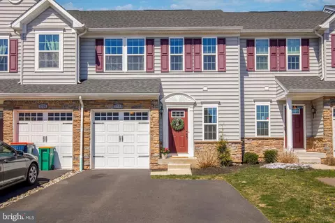 1738 Lydia Dr, Hatfield, PA 19440