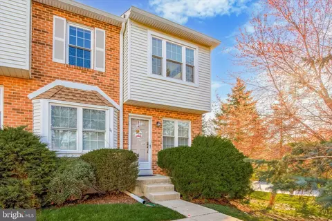 741 Northridge #49-B, Eagleville, PA 19403