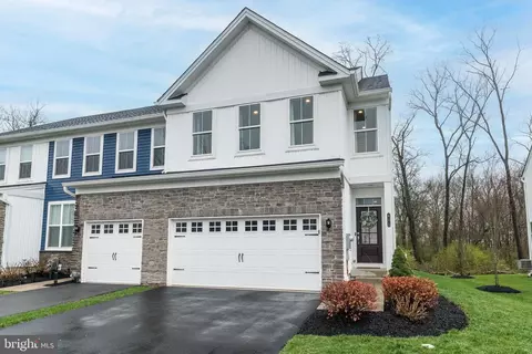 405 Wynstone Ct, Colmar, PA 18915