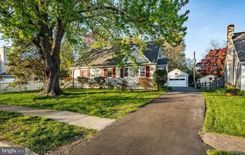 239 Overlook Rd, Ambler, PA 19002