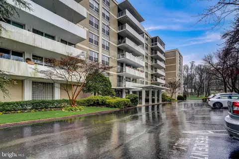 7301 Coventry Ave #309, Melrose Park, PA 19027