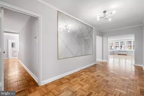 346 E Lancaster Ave #107, Wynnewood, PA 19096