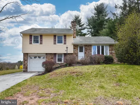 311 E 9th Ave, Collegeville, PA 19426