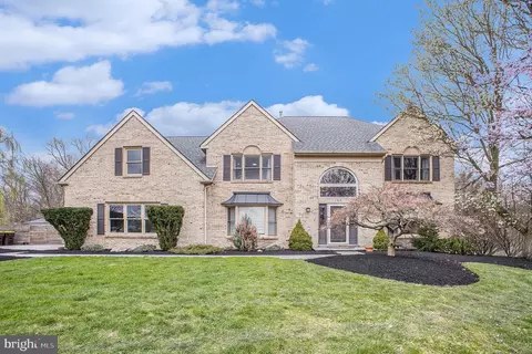 103 Thatcher Ct, North Wales, PA 19454