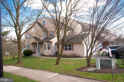 253 Parkview Dr, Souderton, PA 18964