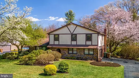 1433 Garrison Dr, Ambler, PA 19002
