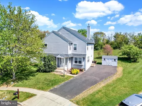 361 Bradford Ln, Lansdale, PA 19446