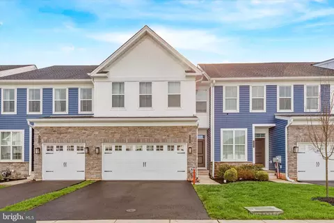 319 Wynstone Ct, Colmar, PA 18915