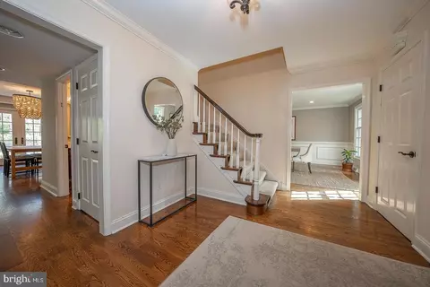 Entry Way - 1320 Bobarn Dr, Penn Valley, PA 19072 photo 1 of 2