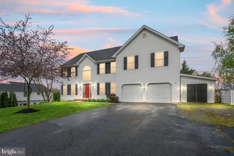 269 Bartman Ave, Gilbertsville, PA 19525