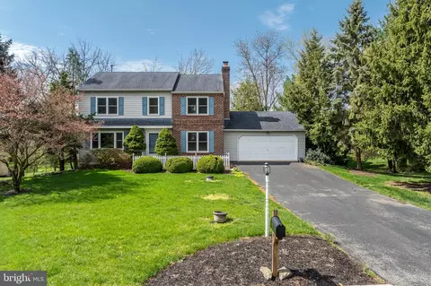 502 Bow Ln, Gilbertsville, PA 19525