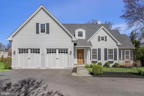 571 Skippack Pike, Blue Bell, PA 19422