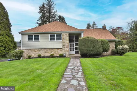 838 Washington Ln, Rydal, PA 19046