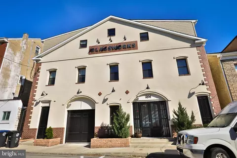 304 E Hector St #2, Conshohocken, PA 19428