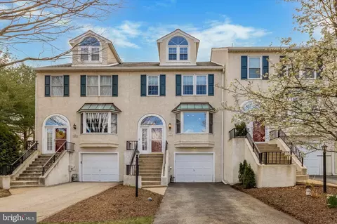3044 Mitchell Ct, Lafayette Hill, PA 19444