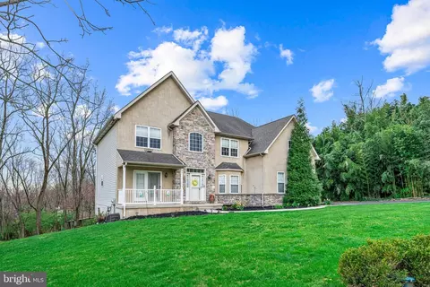 96 Cirak Ave, Norristown, PA 19403