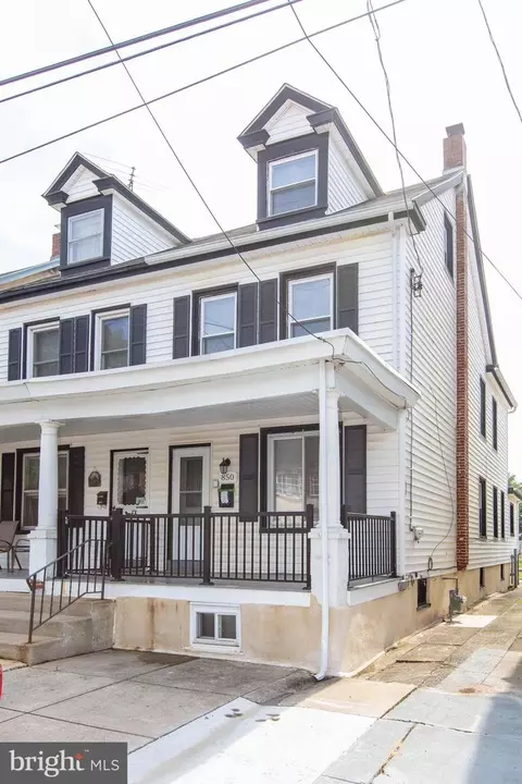 850 South St, Pottstown, PA 19464
