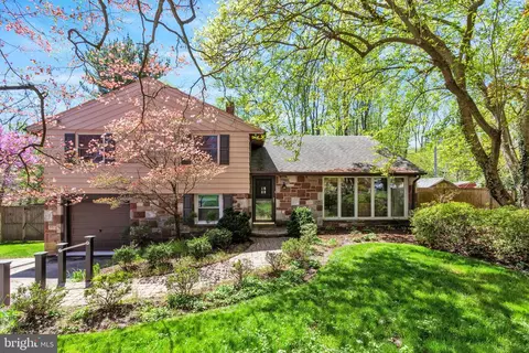 116 Harvest Cir, Bala Cynwyd, PA 19004