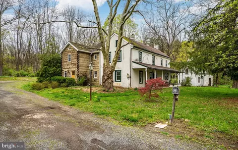 118 Game Farm Rd, Schwenksville, PA 19473