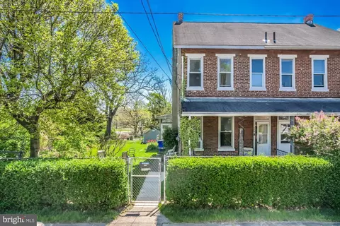 504 Glasgow St, Pottstown, PA 19464