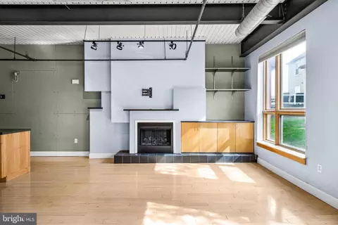 75 Maple St UNIT 102, Conshohocken, PA 19428